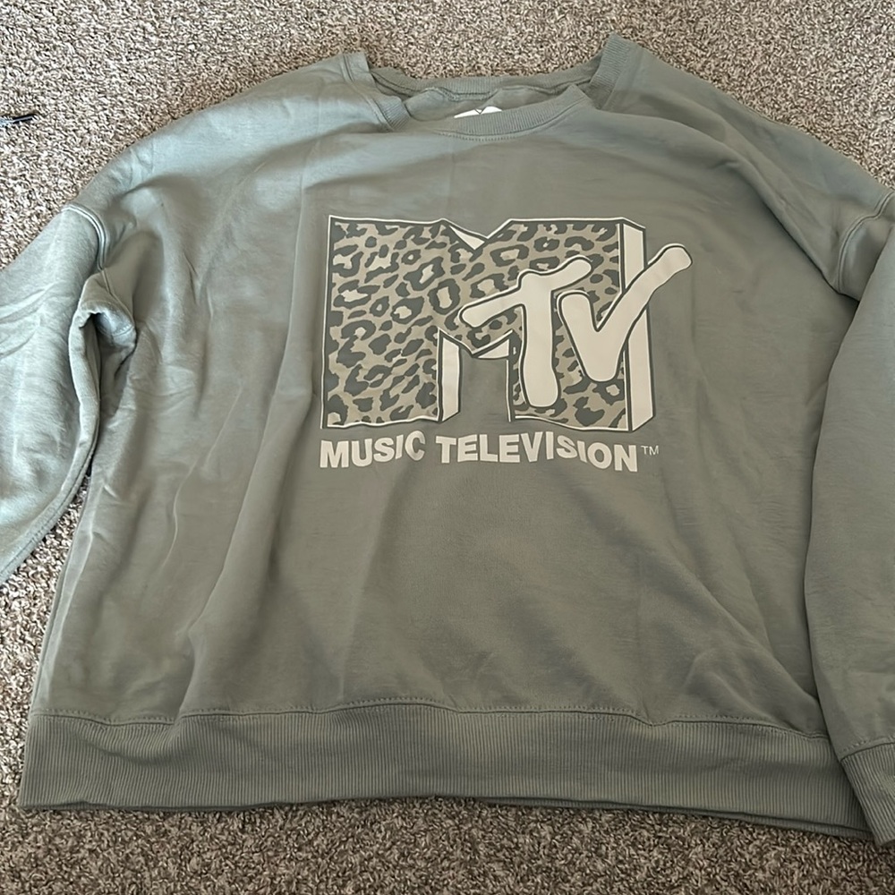 MTV crewneck sweater